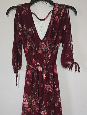 Women's Burgundy Floral Cold-Shoulder Midi Dress